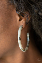 Load image into Gallery viewer, HAUTE-Blooded - White EARRINGS
