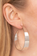 Load image into Gallery viewer, Flat Out Fashionable - Silver Earring
