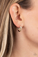 Load image into Gallery viewer, Starfish Showpiece - Gold Earrings
