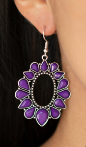 Fashionista Flavor - Purple Earrings